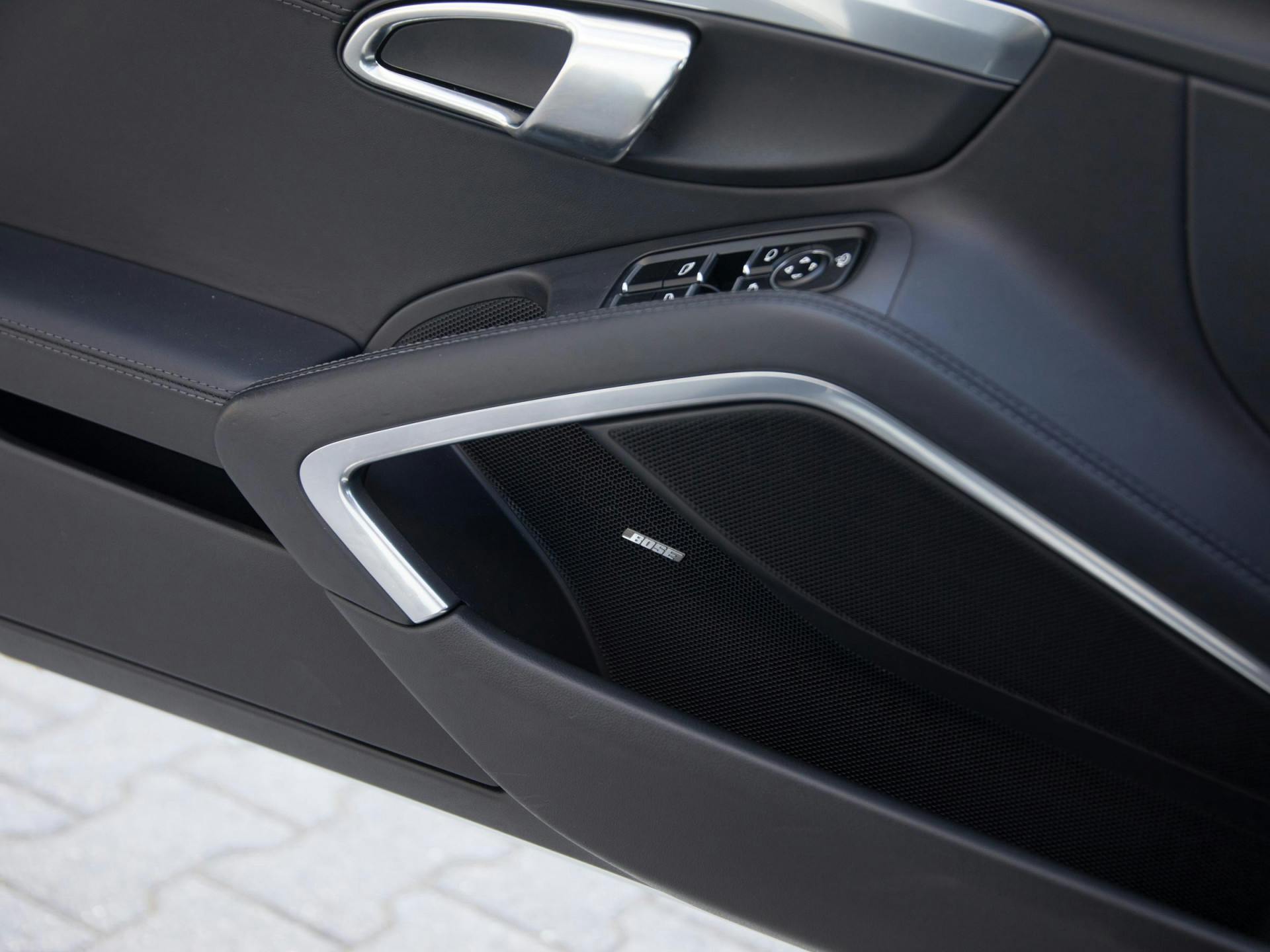 Porsche 911 3.4 Carrera 4 | Cruisecontrol | Bose | Sport-uitlaat |